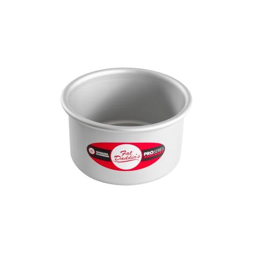 Large round cake clearance tin